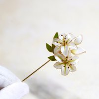 Handmade Lily Flower Brooch Pin, Delicate Floral Lapel Accessory for Suits & Sweaters, Elegant Jewelry Gift