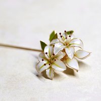 Handmade Lily Flower Brooch Pin, Delicate Floral Lapel Accessory for Suits & Sweaters, Elegant Jewelry Gift