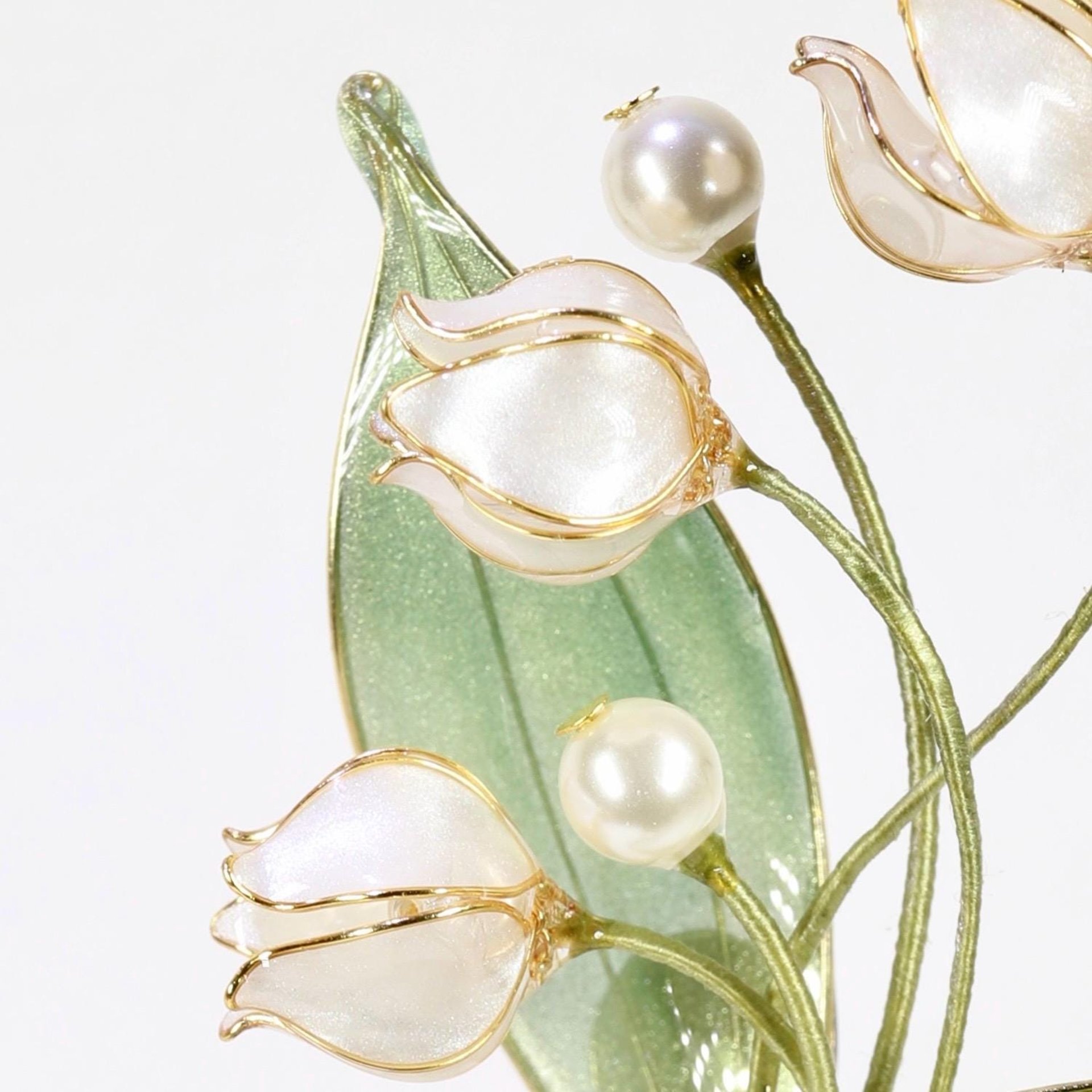 Handmade Lily of the Valley Brooch Pin, Resin Floral Art Lapel Pin, Botanical Gift