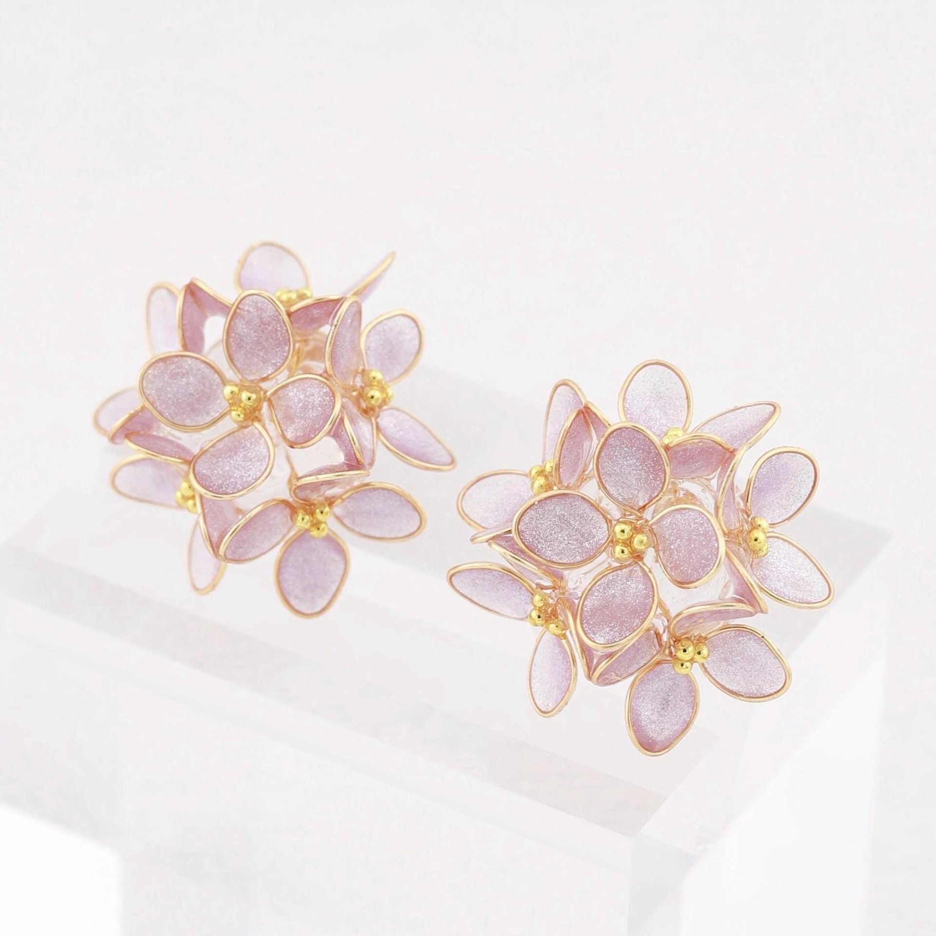 Handmade Hydrangea Flowers Earrings and Adjustable Rings, Romatic Floral Jewelry, Delicate Botanical Studs Gift, Hypoallergenic, Clip On